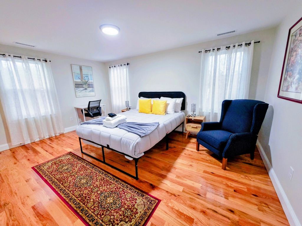Apt 2